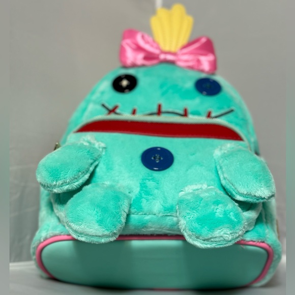 LE LOUNGEFLY Lilo & Stitch Scrump Plush Cosplay Mini Backpack - Picture 7 of 11